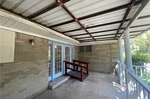 1304 W Ave B, Lampasas, TX 76550 - Photo 32