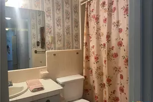 1304 W Ave B, Lampasas, TX 76550 - Photo 30