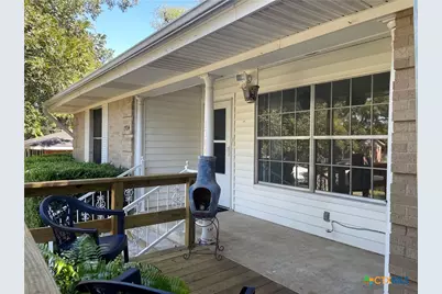 1304 W Avenue B, Lampasas, TX 76550 - Photo 8