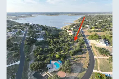 401 Scarlet Court, Canyon Lake, TX 78133 - Photo 12