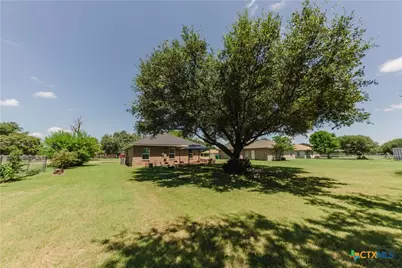 107 Silver Fox, Waco, TX 76705 - Photo 40