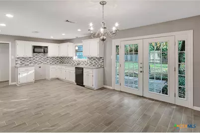 911 Westwood Street, Victoria, TX 77901 - Photo 14