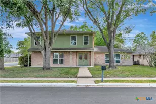 911 Westwood St, Victoria, TX 77901 - Photo 46