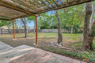 911 Westwood St, Victoria, TX 77901 - Photo 42