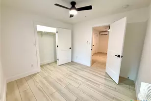 2204 W San Antonio St, New Braunfels, TX 78130 - Photo 8