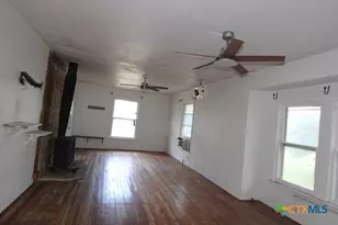 340 Pecan St, Kempner, TX 76539 - Photo 12