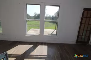 340 Pecan St, Kempner, TX 76539 - Photo 16