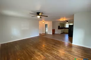 111 N Cedar Ave, Luling, TX 78648 - Photo 6