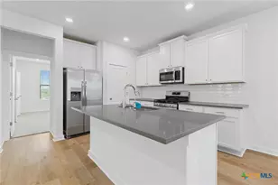 645 Salamander St, San Marcos, TX 78666 - Photo 8