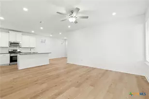 645 Salamander St, San Marcos, TX 78666 - Photo 6