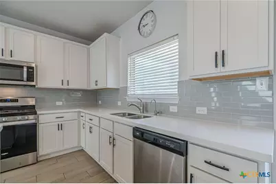 2063 Cowan Drive, New Braunfels, TX 78132 - Photo 10