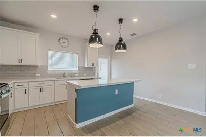 2063 Cowan Drive, New Braunfels, TX 78132 - Photo 8