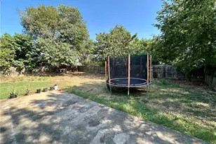 198 West St, New Braunfels, TX 78130 - Photo 8