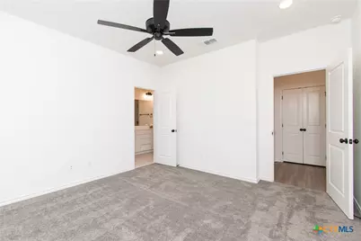 569 Bella Rose Drive, Belton, TX 76513 - Photo 12