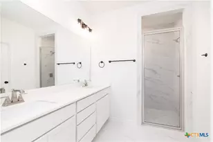 569 Bella Rose Dr, Belton, TX 76513 - Photo 14