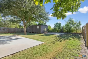 1001 Pamela Ave, Troy, TX 76579 - Photo 30
