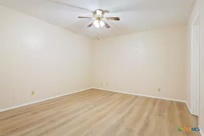 1001 Pamela Avenue, Troy, TX 76579 - Photo 22