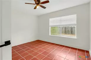 551 Terminal Loop Rd, Mcqueeney, TX 78123 - Photo 26