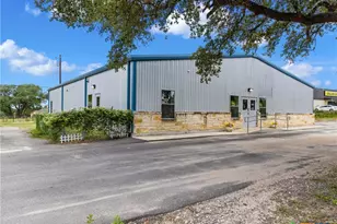 7218 FM 775, La Vernia, TX 78121 - Photo 4