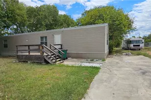 385 Gallagher Rd, Mcqueeney, TX 78123 - Photo 2