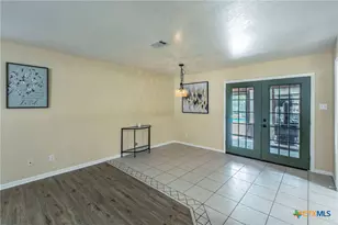 400 Bridge St, Gatesville, TX 76528 - Photo 8