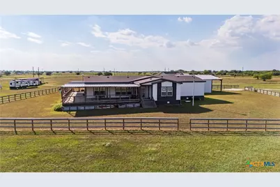 193 Shady Hollow Road, Victoria, TX 77904 - Photo 6
