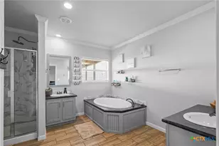 193 Shady Holw Rd, Victoria, TX 77904 - Photo 20