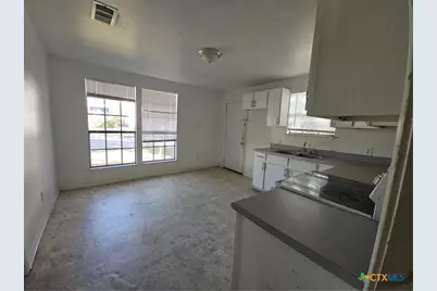 1001 S 29th Street, Temple, TX 76504 - Photo 10