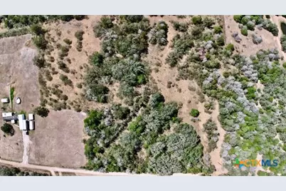 611 N Raymond Road, La Grange, TX 78945 - Photo 6