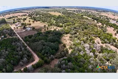 611 N Raymond Road, La Grange, TX 78945 - Photo 8