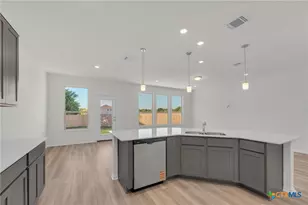 703 Ryan St, Belton, TX 76513 - Photo 14