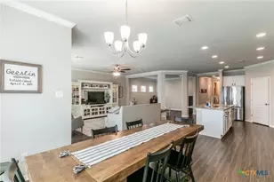 611 Hawks Shadow Dr, Temple, TX 76502 - Photo 6