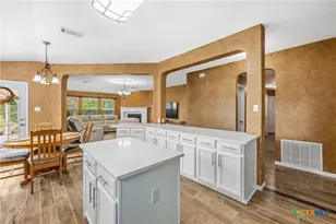 419 Cattail Cir, Harker Heights, TX 76548 - Photo 8