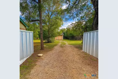 1652 Homestead, Kempner, TX 76539 - Photo 4