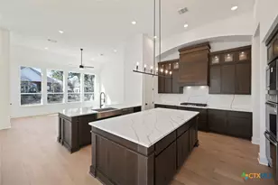 121 Cherokee Sedge Path, San Marcos, TX 78666 - Photo 4