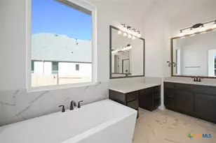 121 Cherokee Sedge Path, San Marcos, TX 78666 - Photo 18