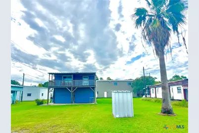 307 N 12th, Port O'Connor, TX 77982 - Photo 2