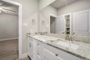 5338 Howard St, San Antonio, TX 78212 - Photo 16