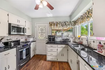 3909 Fairway Drive, Temple, TX 76502 - Photo 6