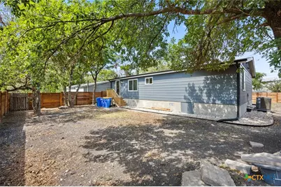 404 E Pecan Street, Taylor, TX 76574 - Photo 18