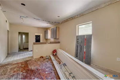 116 S Cypress Avenue, Luling, TX 78648 - Photo 8