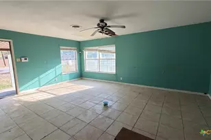 218 Graham Rd, Kenedy, TX 78119 - Photo 8