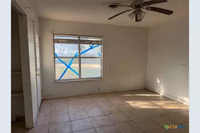 218 Graham Road, Kenedy, TX 78119 - Photo 14