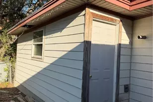 218 Graham Rd, Kenedy, TX 78119 - Photo 4