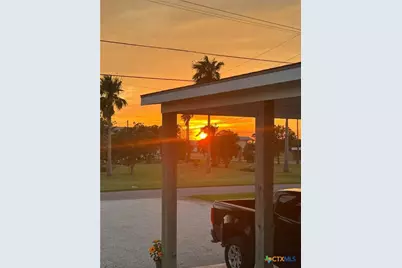 109 S Washington Boulevard, Port O'Connor, TX 77982 - Photo 10