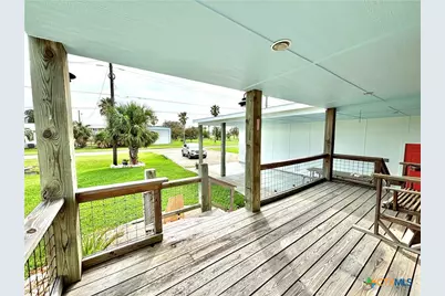 109 S Washington Boulevard, Port O'Connor, TX 77982 - Photo 8