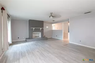 503 Sherwood Dr, Victoria, TX 77901 - Photo 10