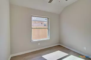 1661 Couser Ave, New Braunfels, TX 78132 - Photo 16