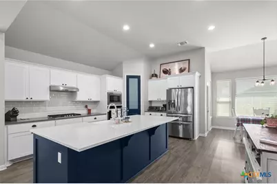 209 Flint Rock Court, Victoria, TX 77904 - Photo 4