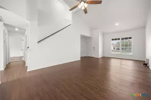 230 San Felipe Dr, Kyle, TX 78640 - Photo 4